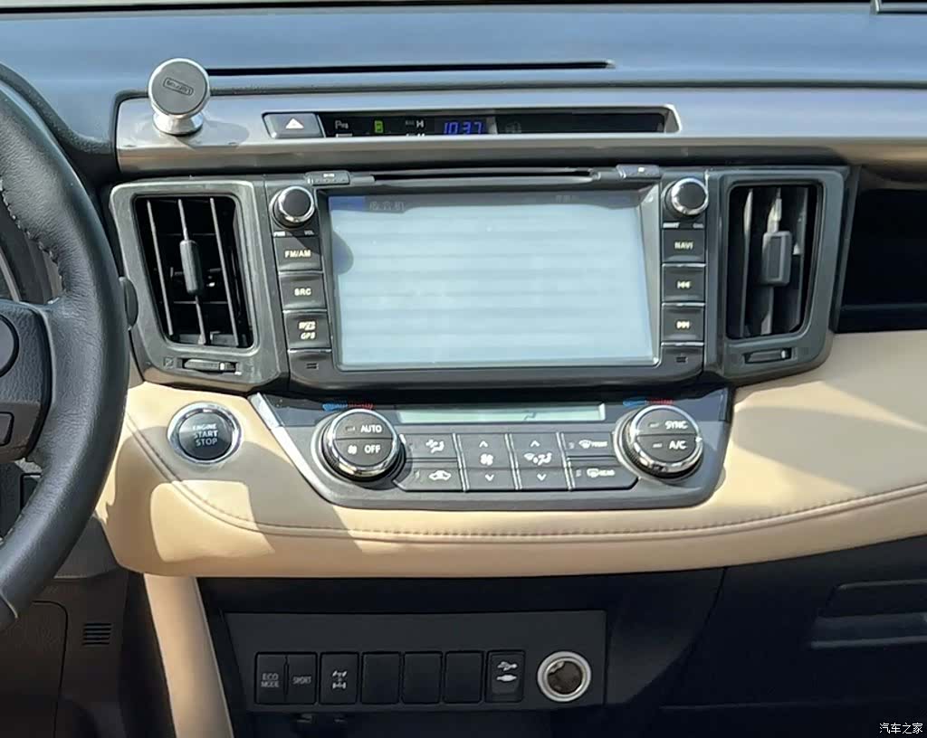 Toyota RAV4, 2014 18
