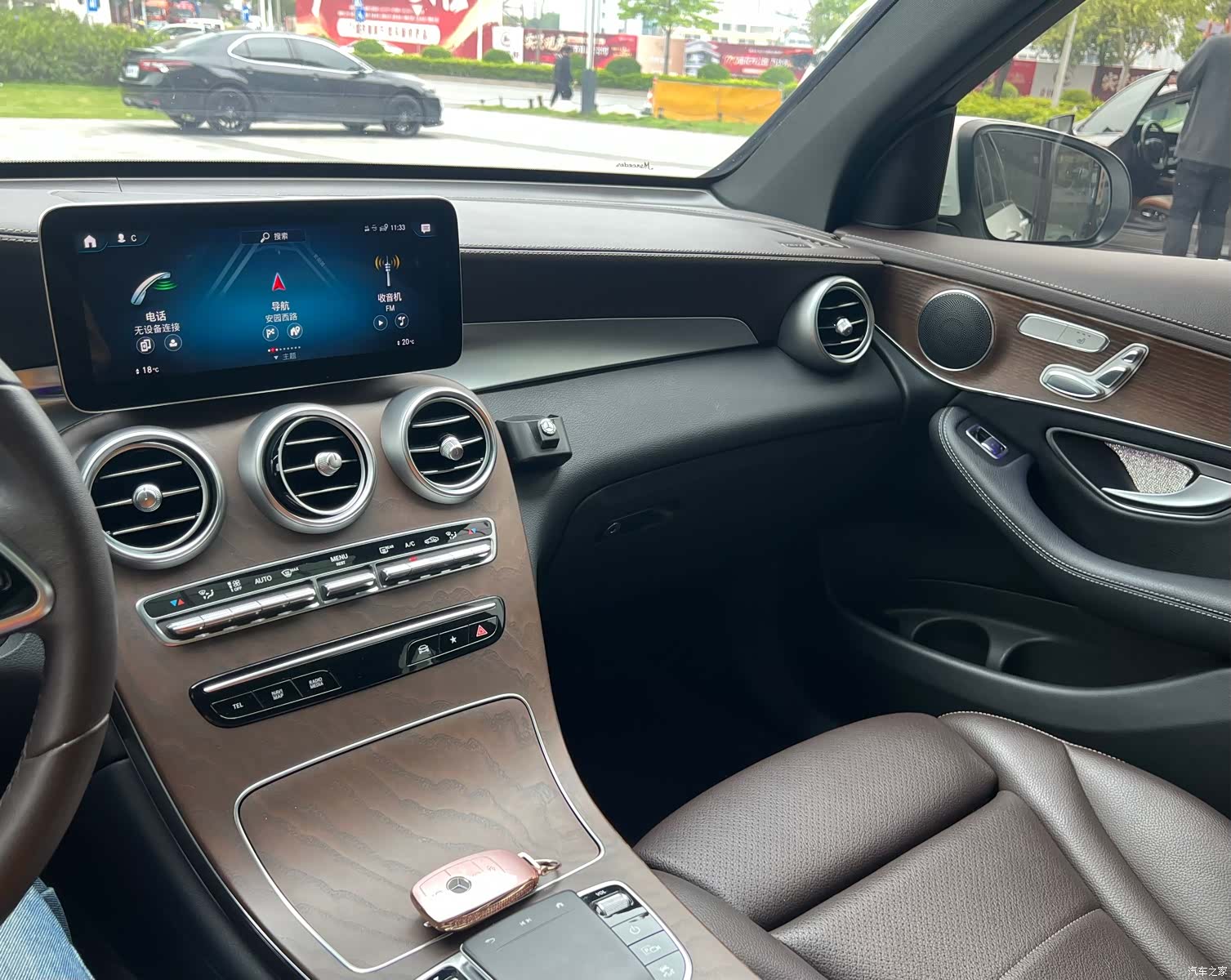 Mercedes-Benz GLC, 2022 14