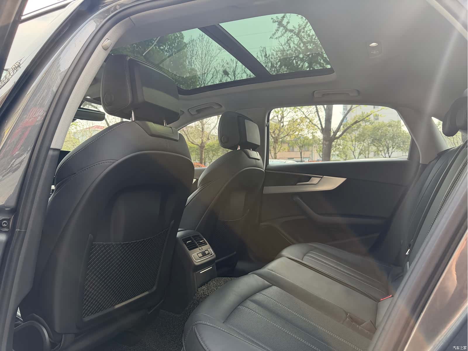 Audi A4L, 2021 8