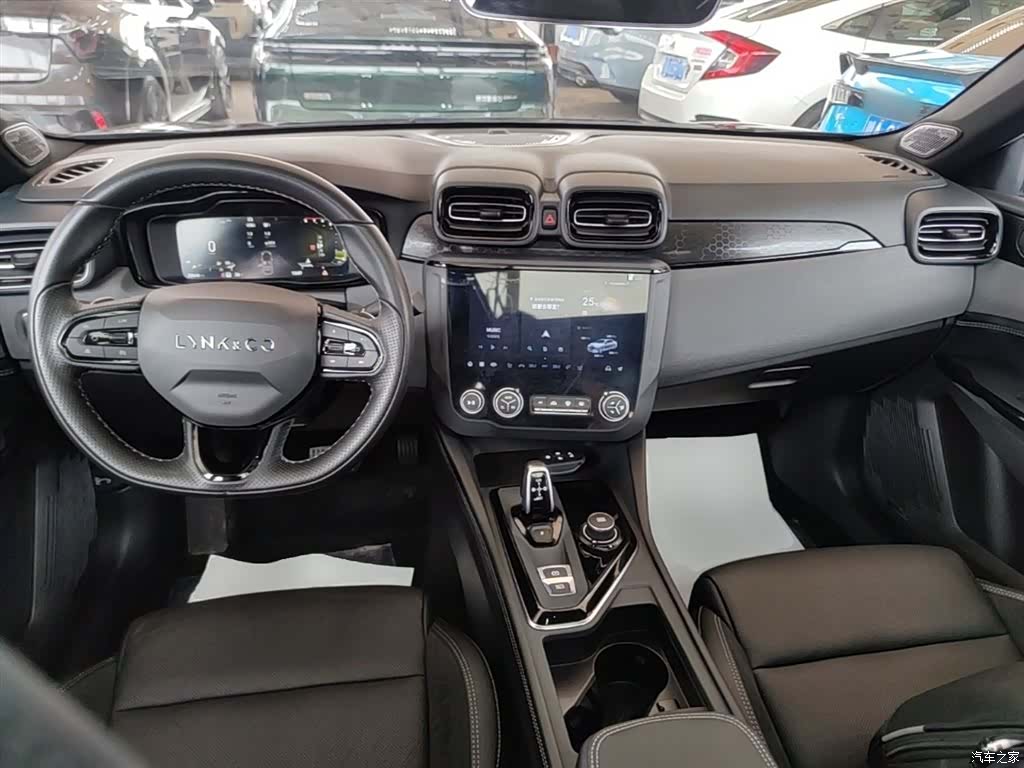 Lynk & Co 02, 2022 10