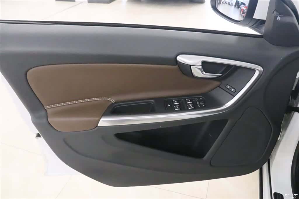 Volvo S60, 2018 11