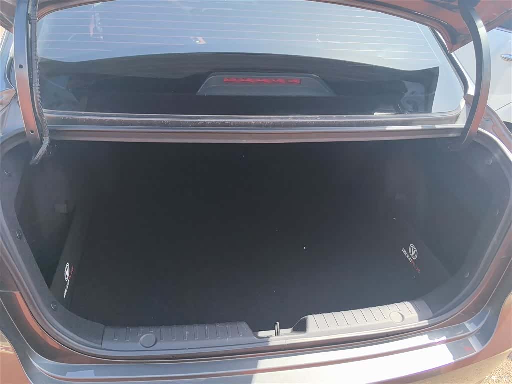 Changan Eado, 2023 15