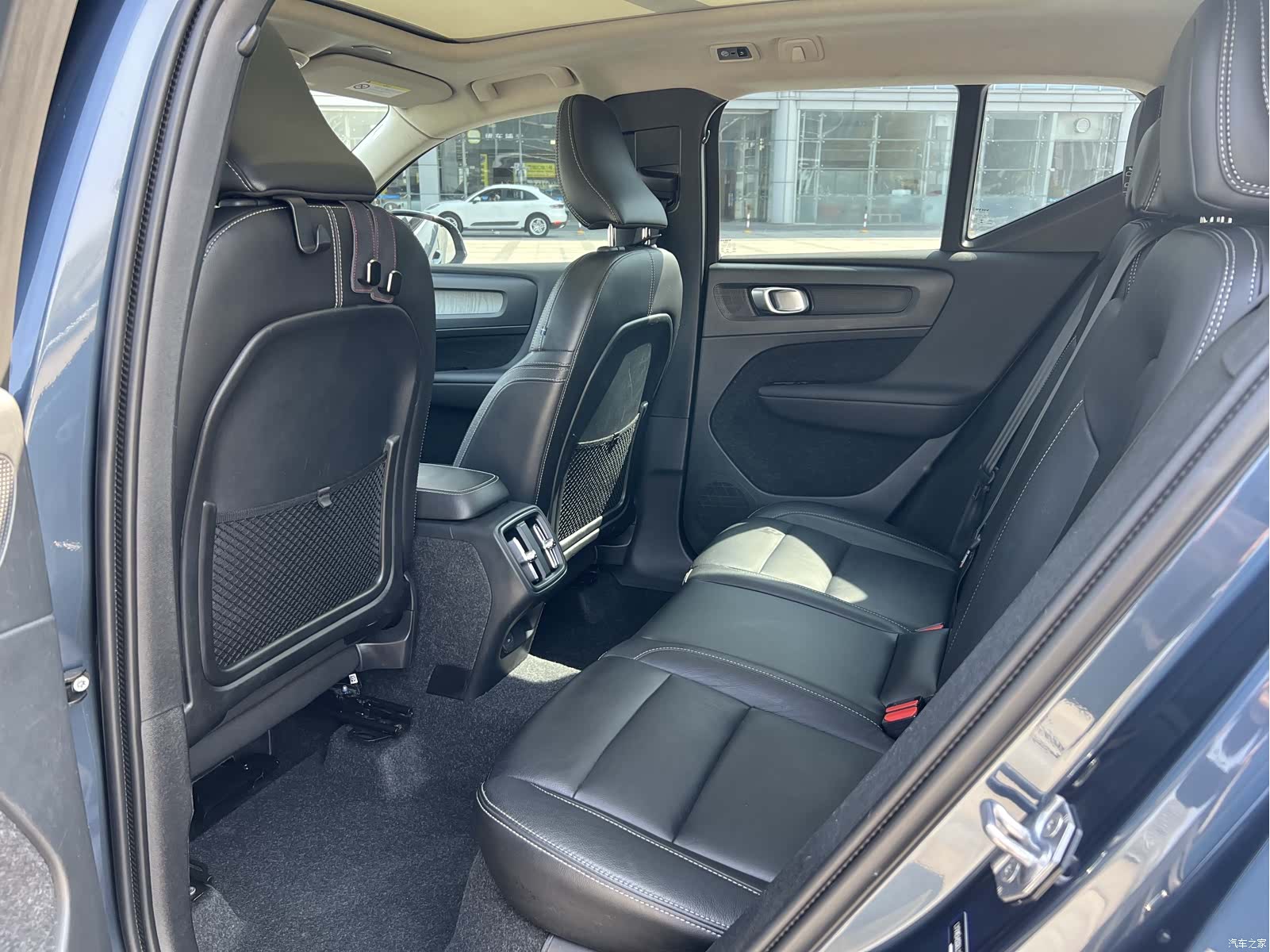 Volvo XC40, 2019 11
