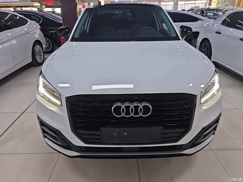 Audi Q2L, 2020 3