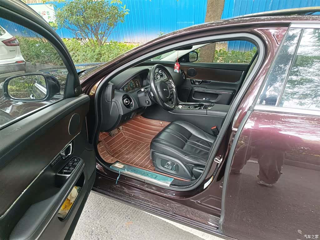 Jaguar XJ, 2016 14