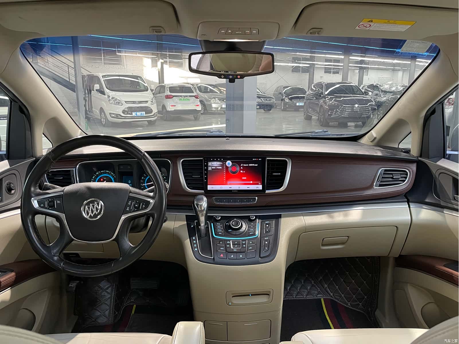 Buick GL8, 2016 все фото