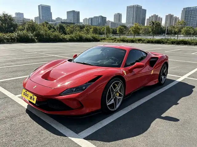 Ferrari F8 2021 — купить из Китая под заказ