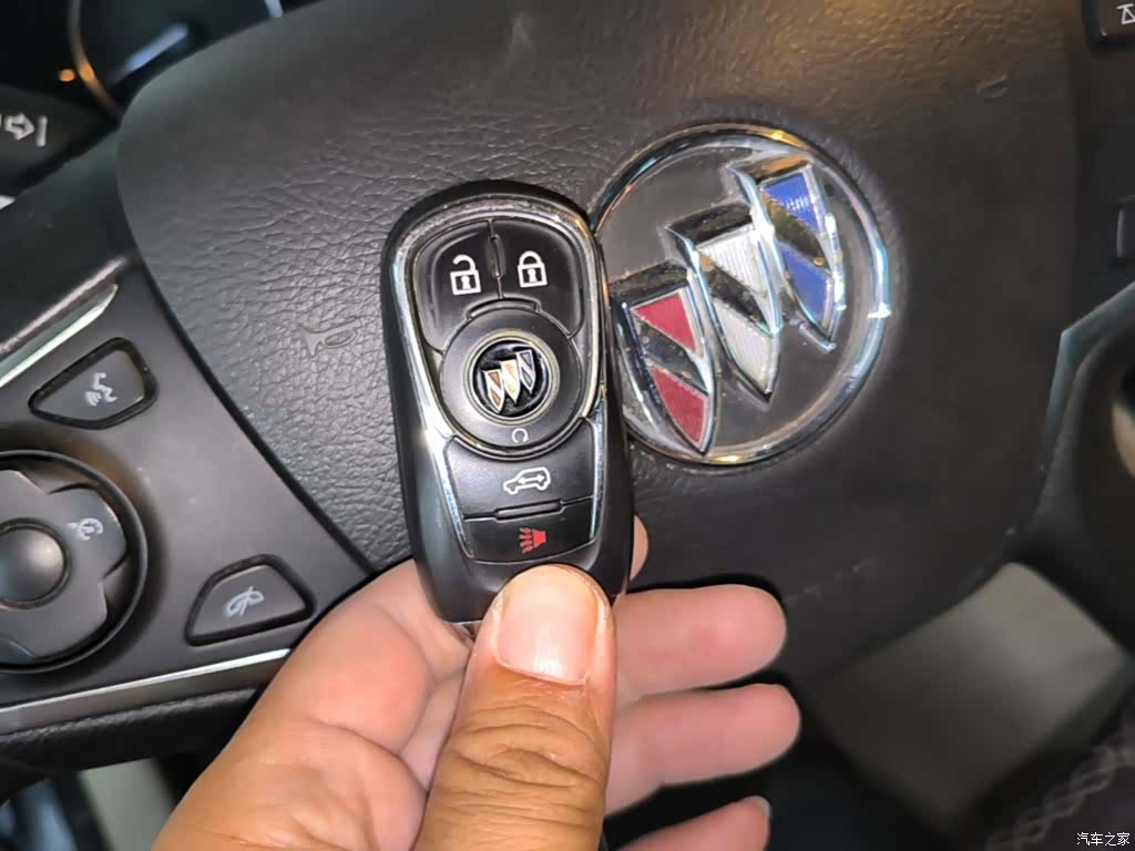 Buick GL8, 2023 17