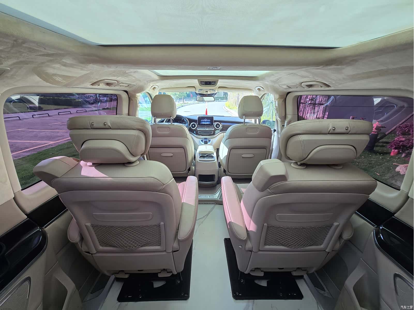 Mercedes-Benz V-Class, 2017 7