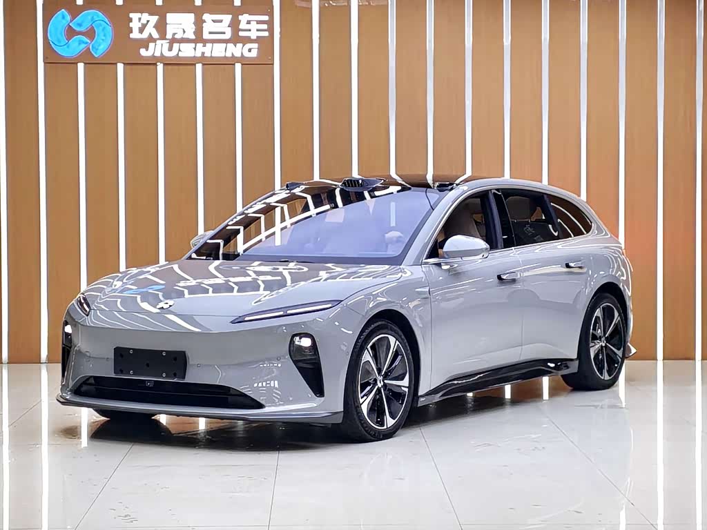 NIO ET5T