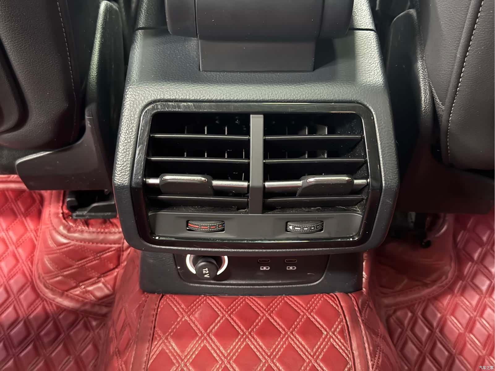 Audi Q3, 2022 19