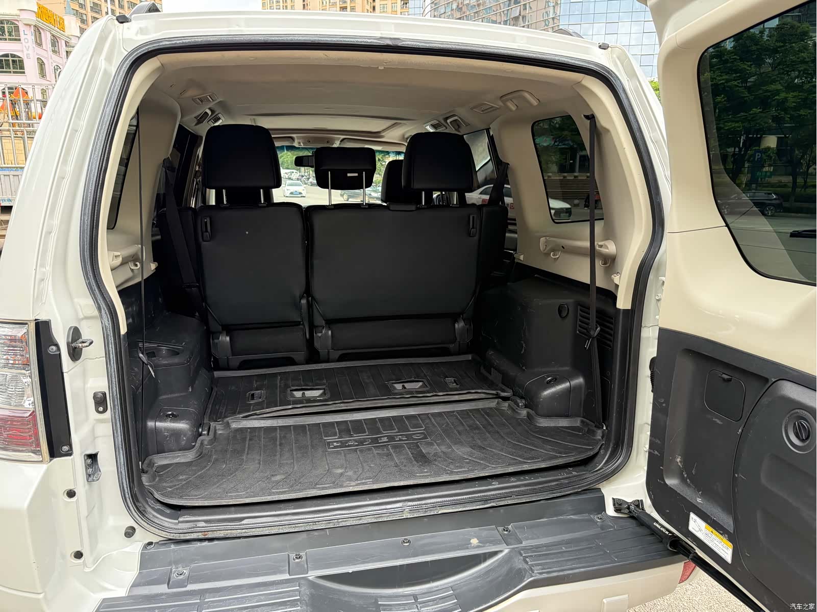 Mitsubishi Pajero, 2019 15
