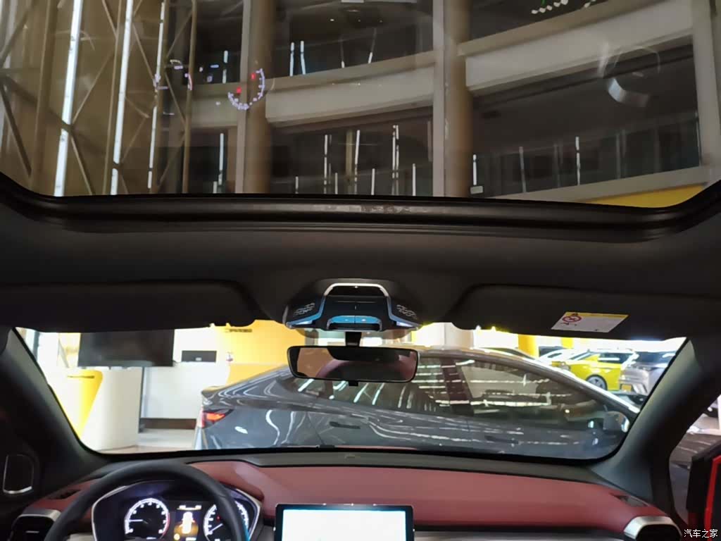 Geely Coolray, 2020 18