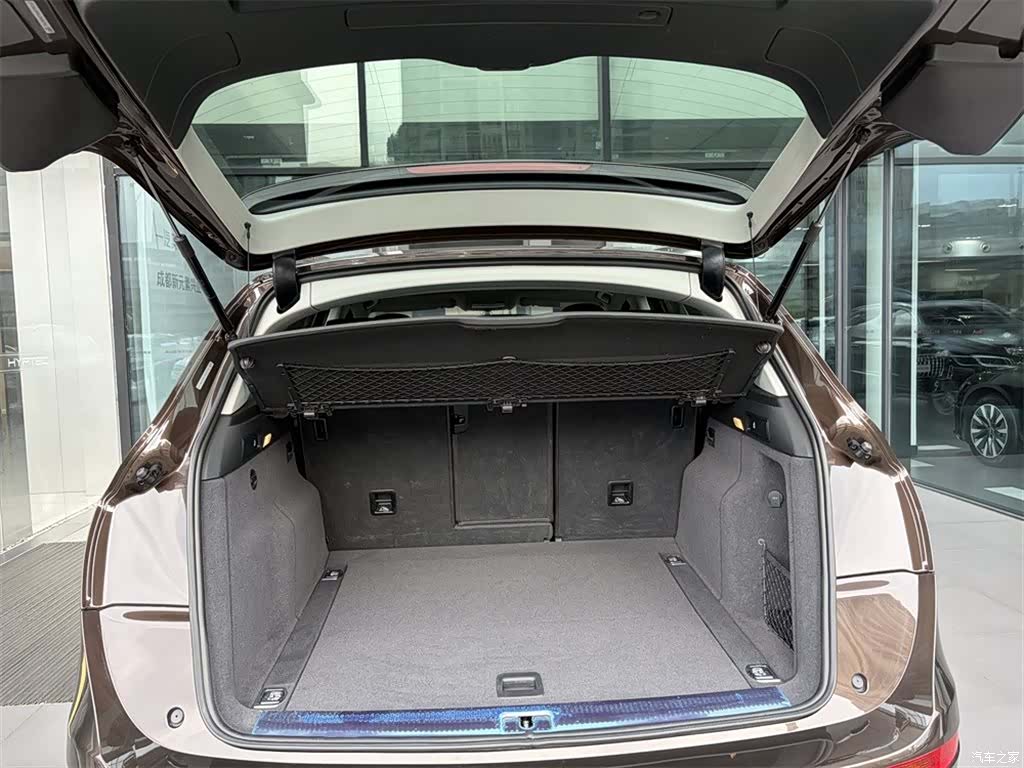 Audi Q5, 2018 9