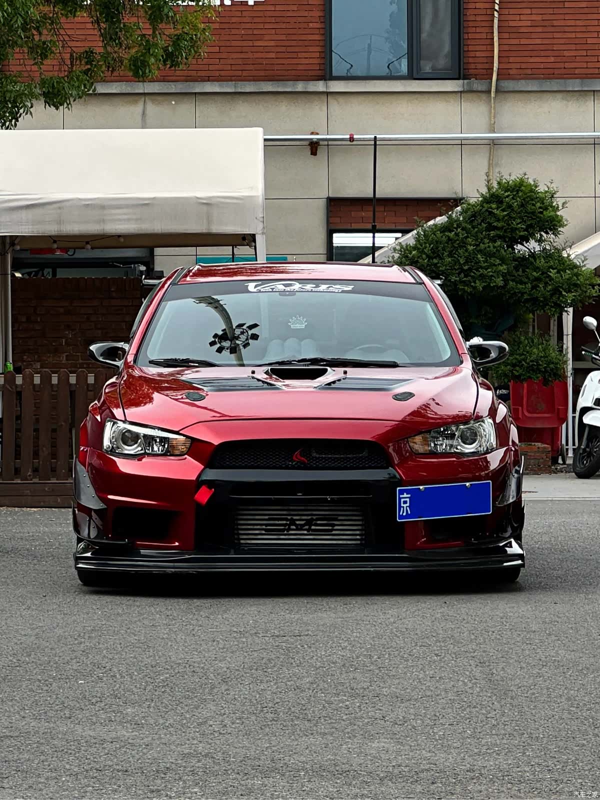 Mitsubishi LANCER, 2011 2
