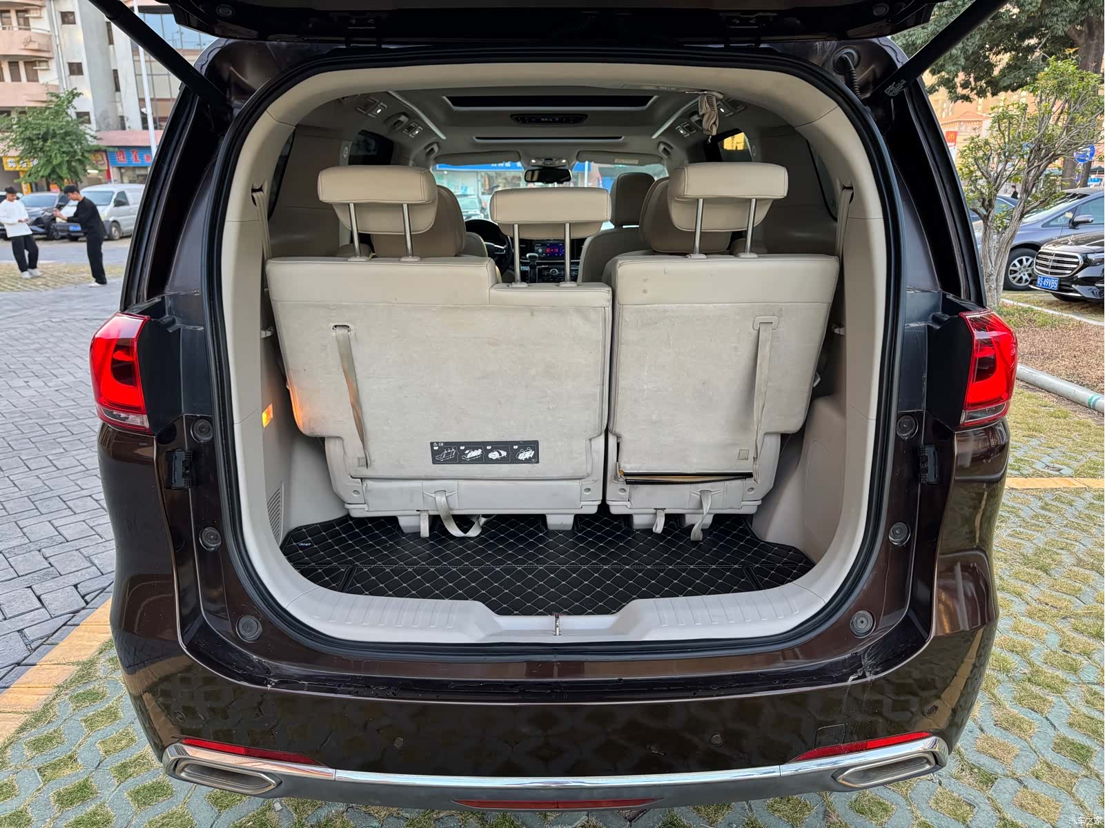 Trumpchi M8, 2019 19