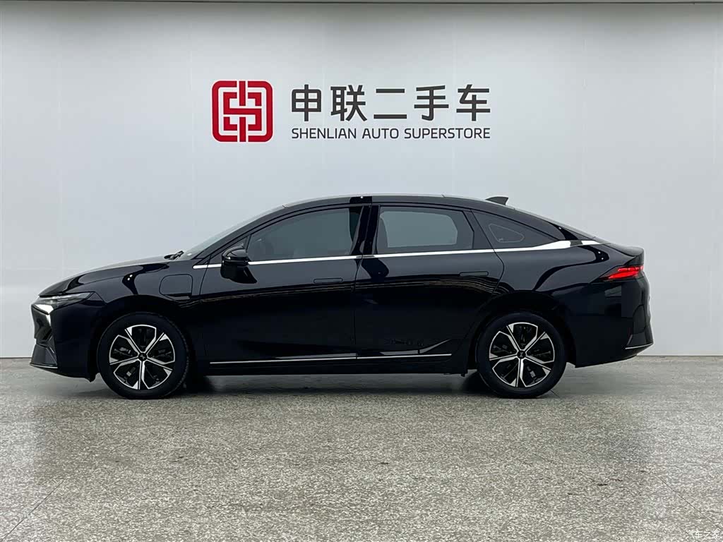 Xpeng P5, 2022 4