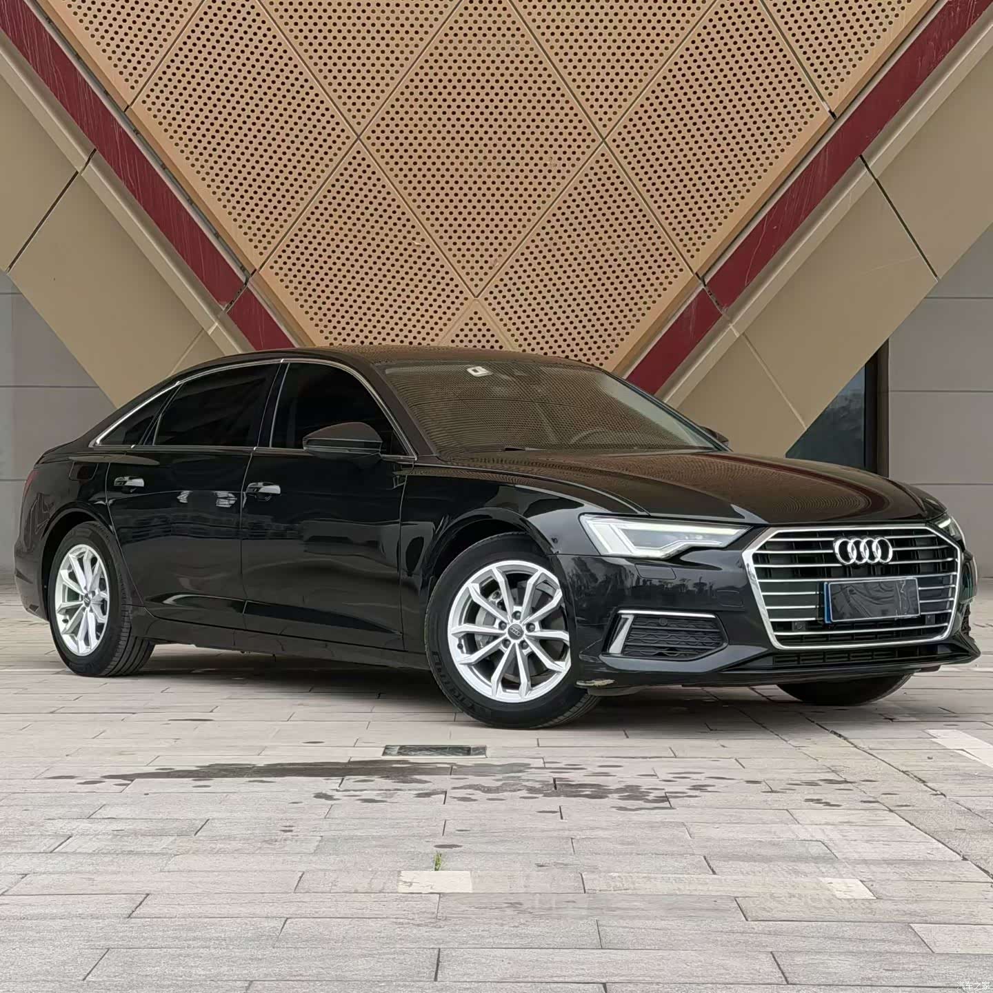 Audi A6L, 2019 3