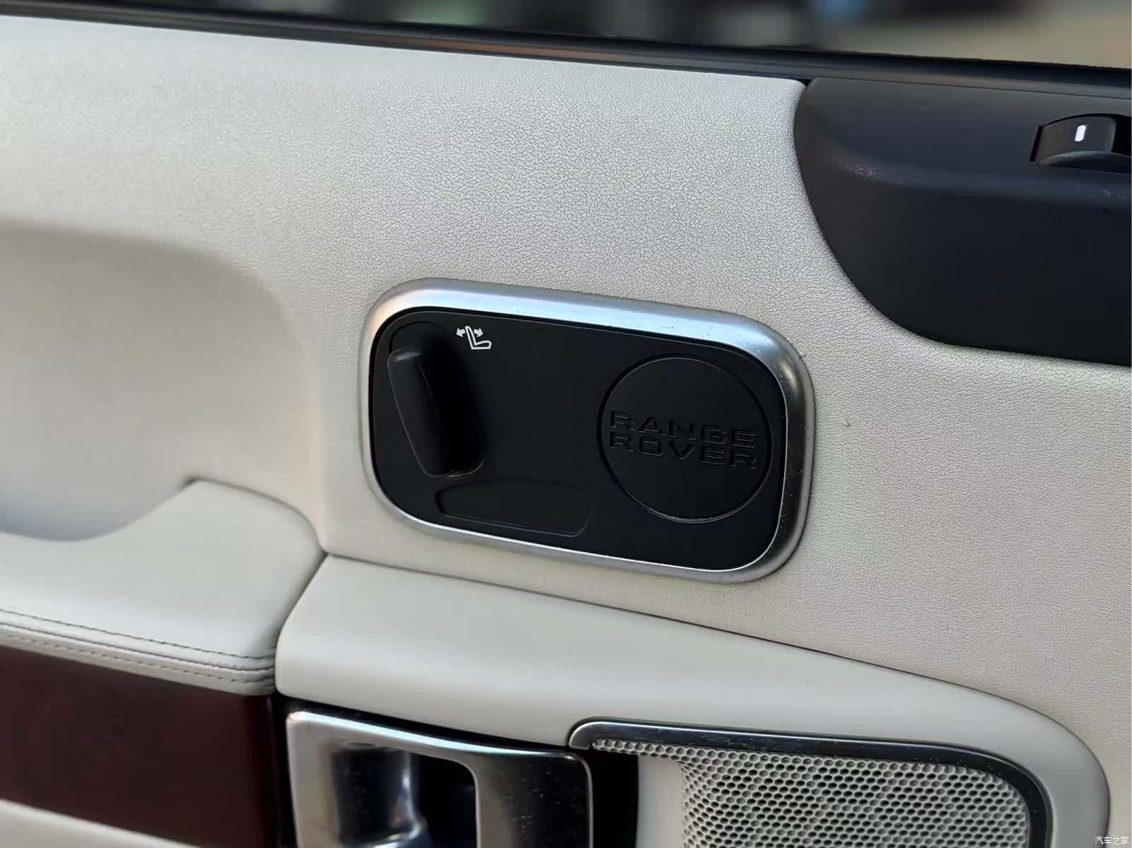 Land Rover Range Rover, 2011 20
