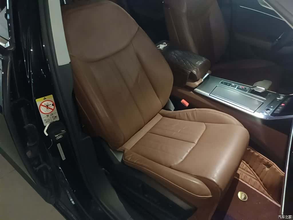 Audi A6L, 2020 25