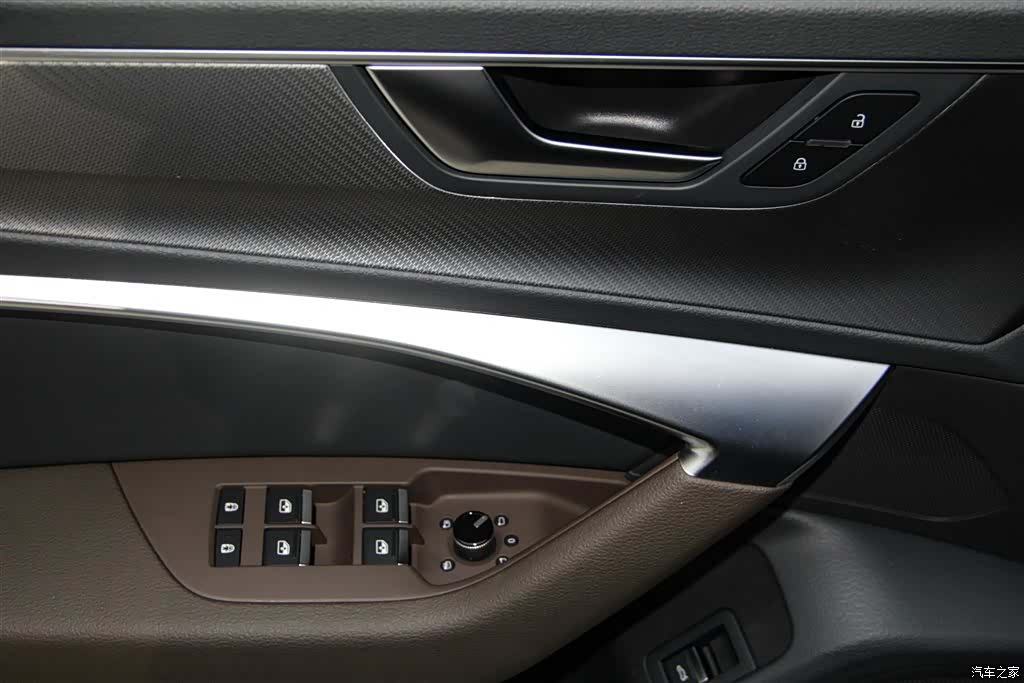 Audi A7L, 2024 28
