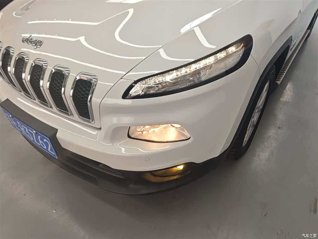 Jeep Cherokee, 2016 24