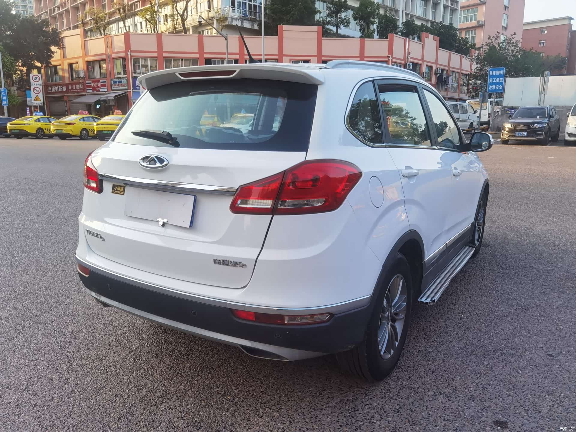 Chery 5, 2016 7