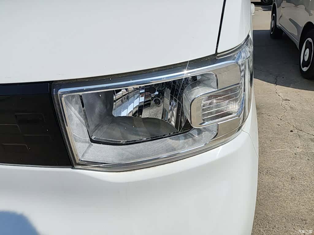 Wuling MINIEV, 2021 24