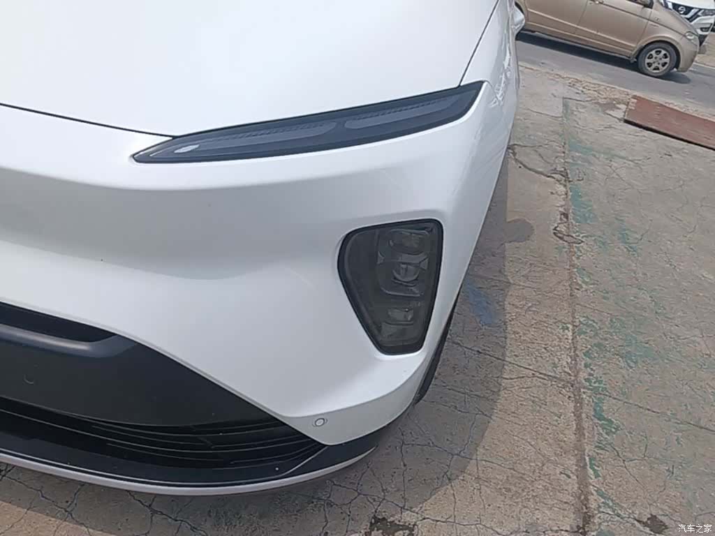 NIO ES8, 2023 18
