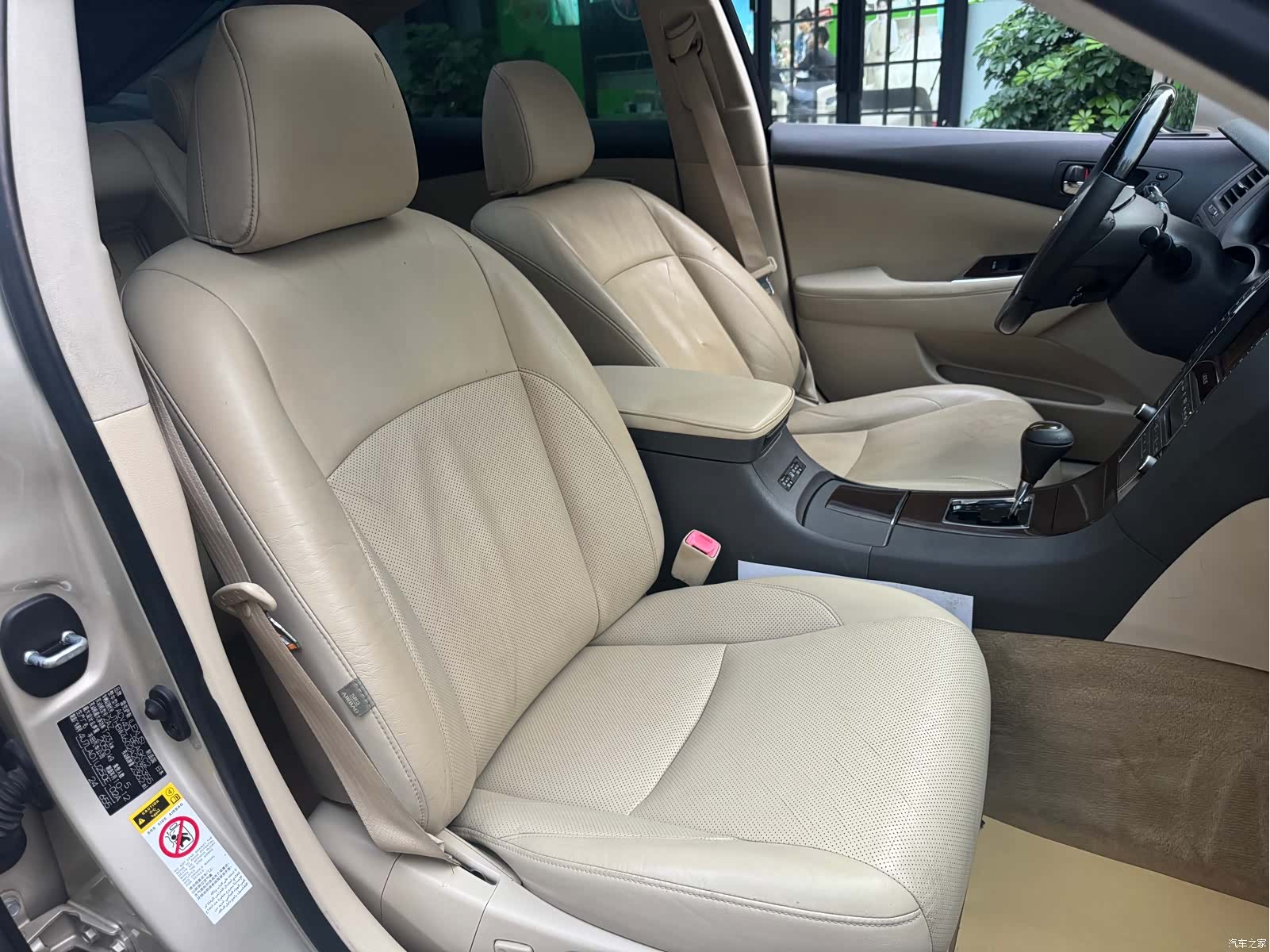 Lexus ES, 2011 15