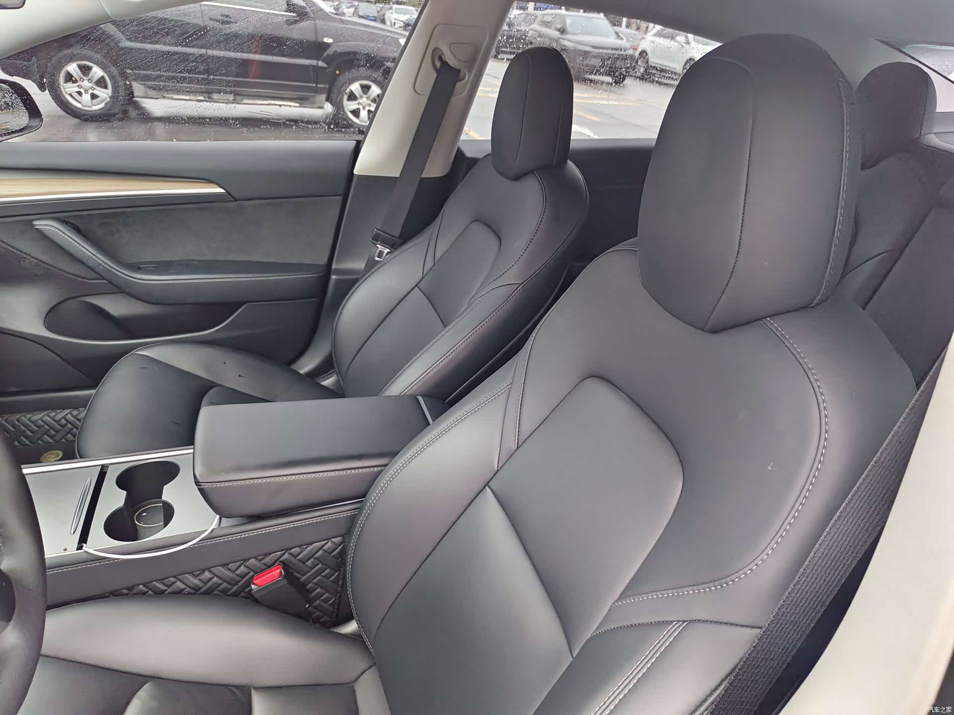Tesla Model 3, 2023 12