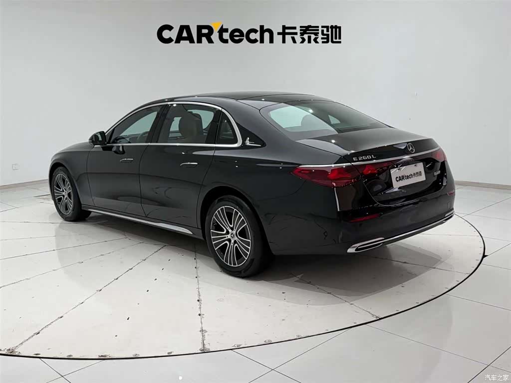 Mercedes-Benz E-Class, 2024 7