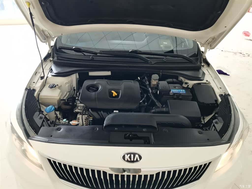 Kia GLS, 2019 20