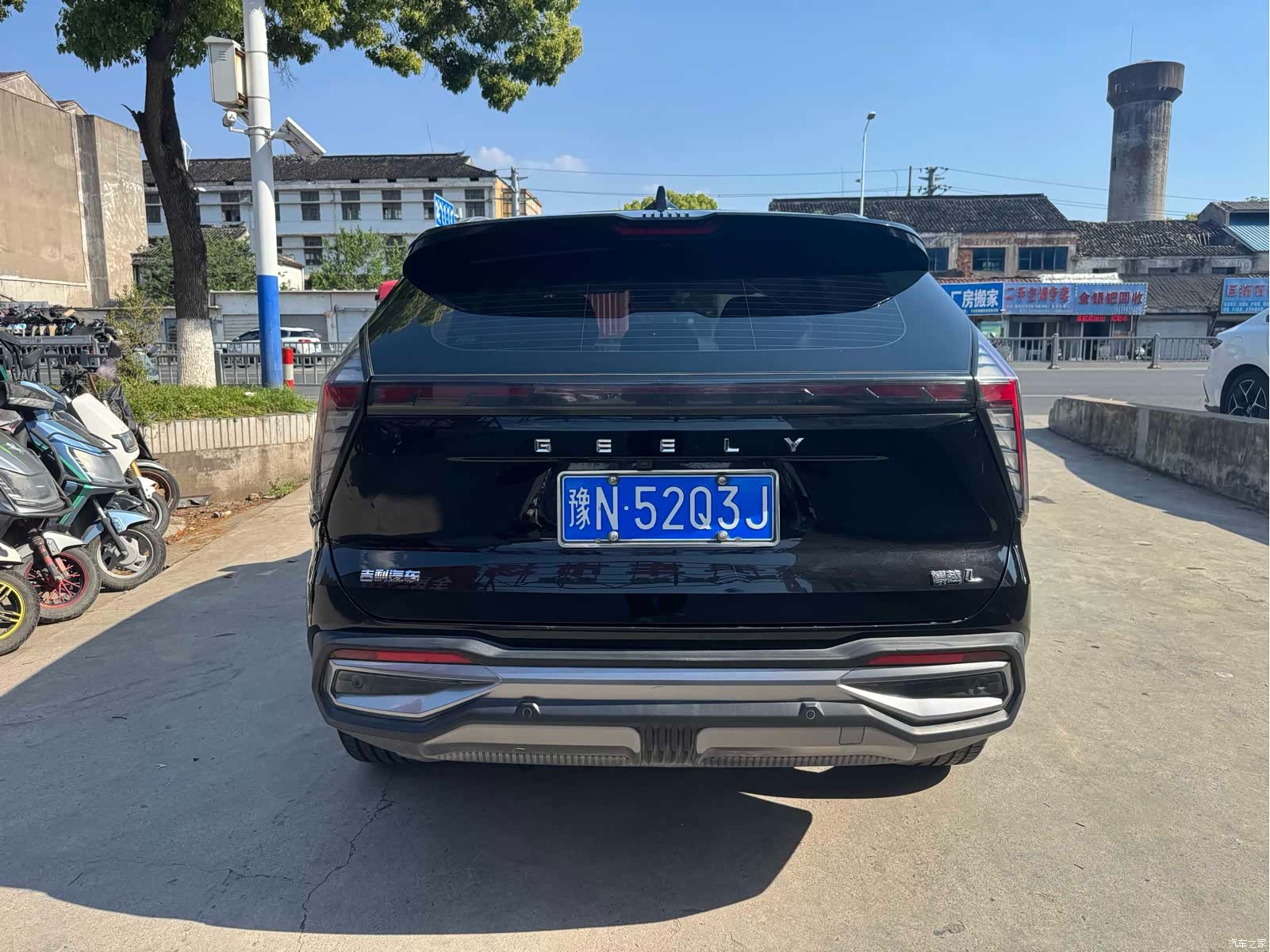 Geely Boyue, 2023 все фото