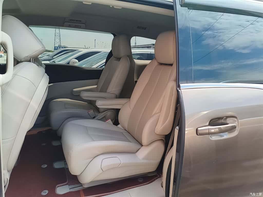 Buick GL8, 2023 17