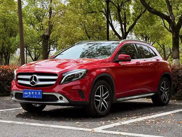 Mercedes-Benz GLA 2017 — купить из Китая под заказ