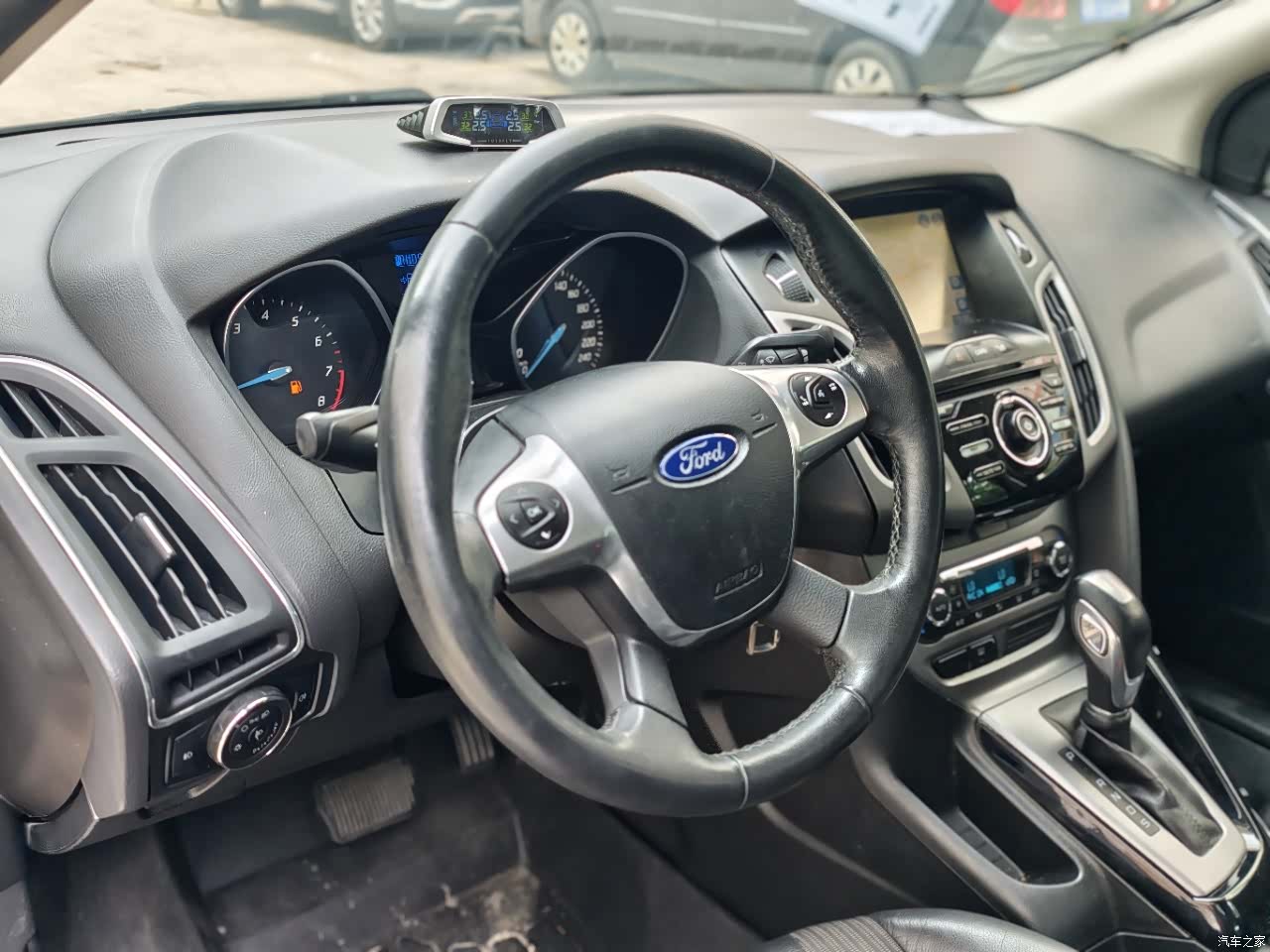 Ford Focus, 2014 8