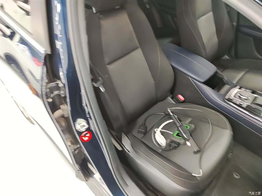 Mazda CX-30, 2021 25