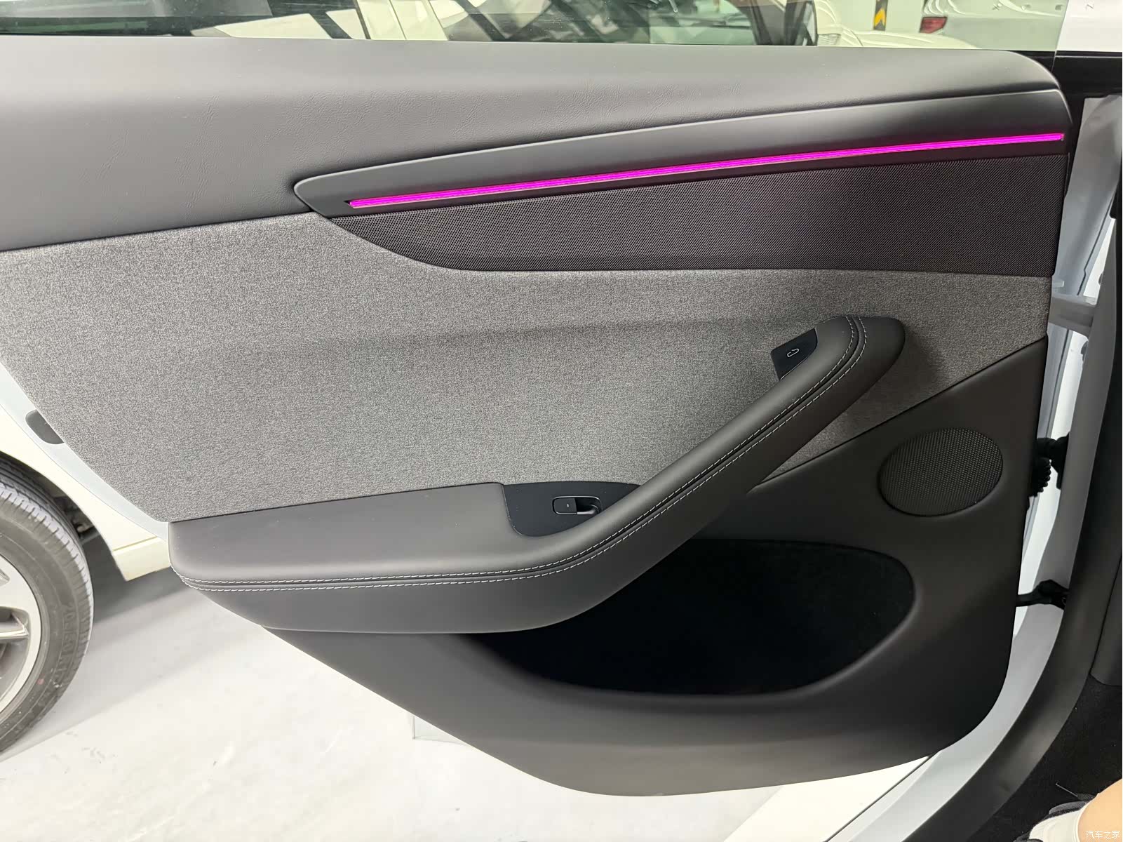 Tesla Model Y, 2026 7