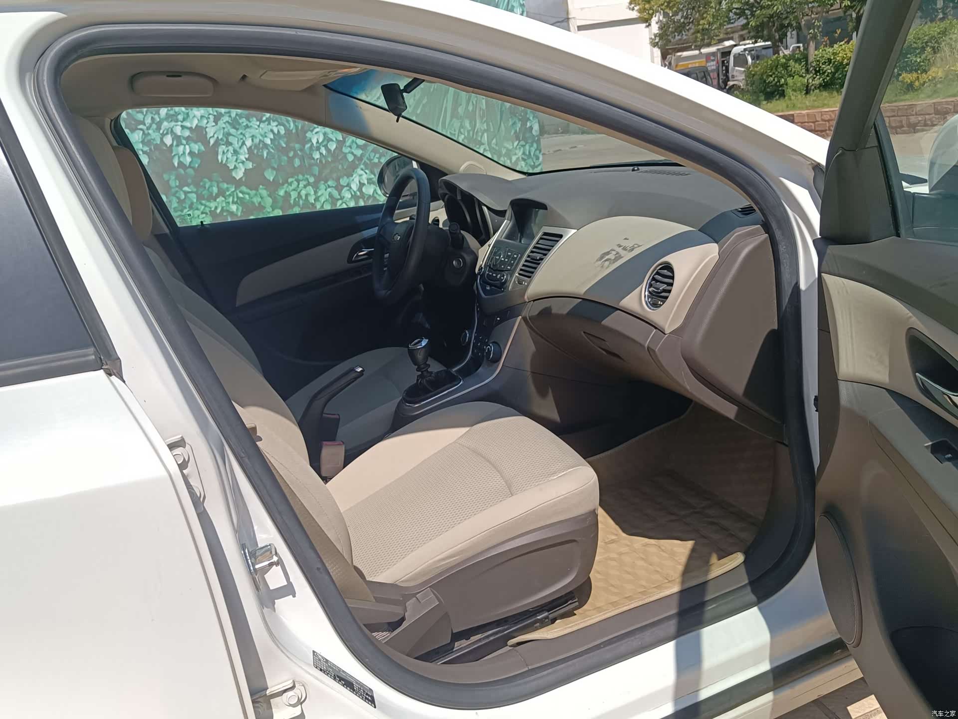 Chevrolet SL, 2016 10