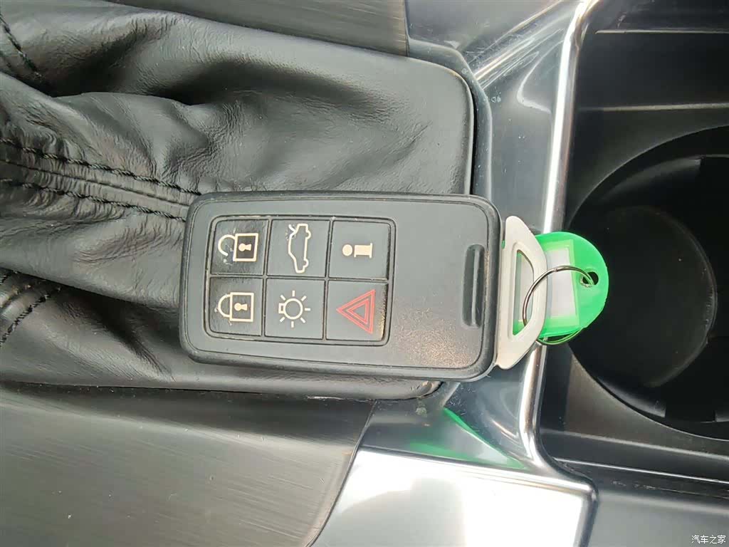 Volvo S60, 2014 9