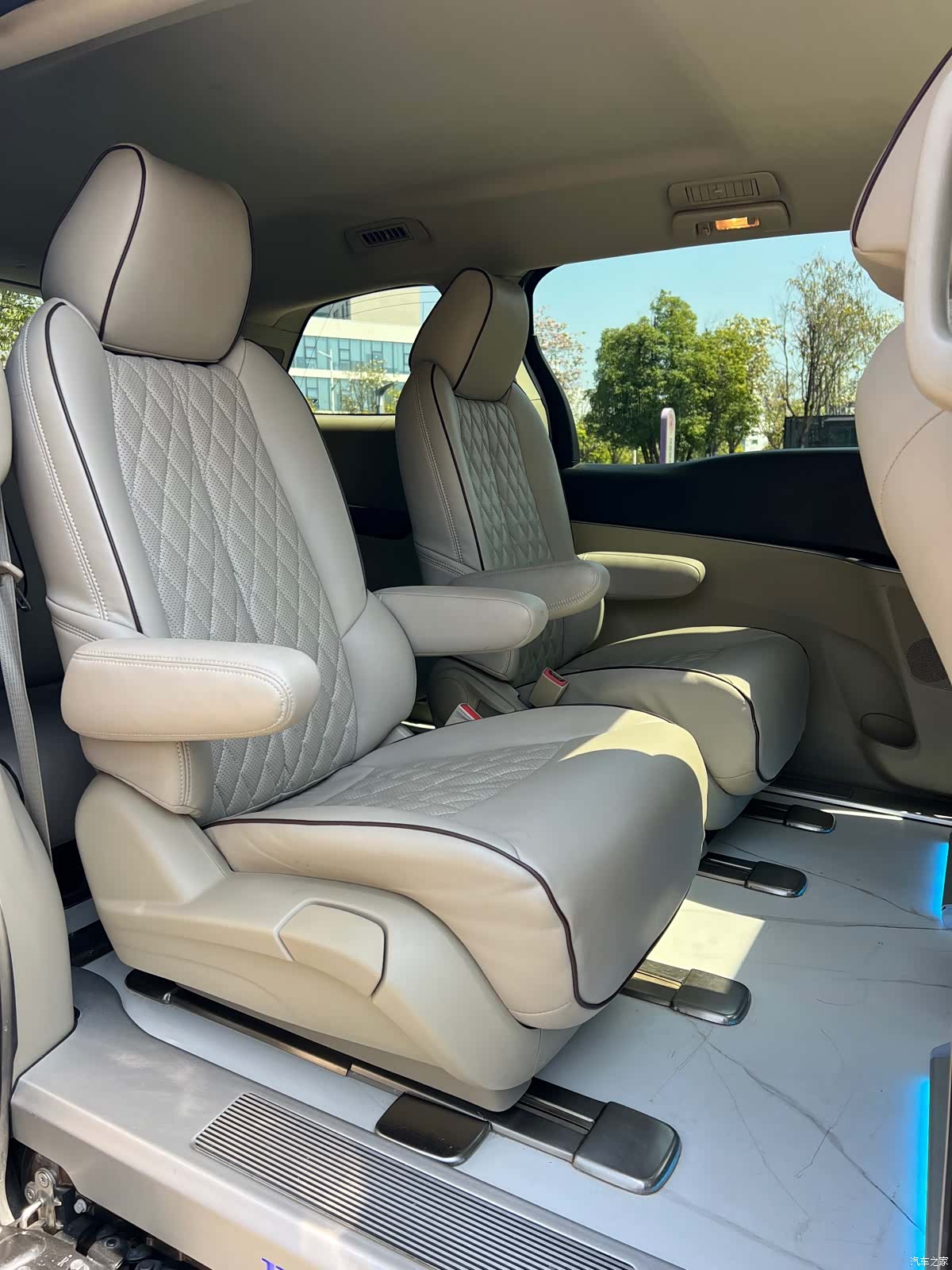 Buick GL8, 2019 10