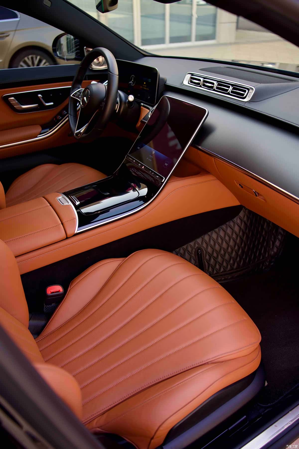 Mercedes-Benz S-Class, 2023 11