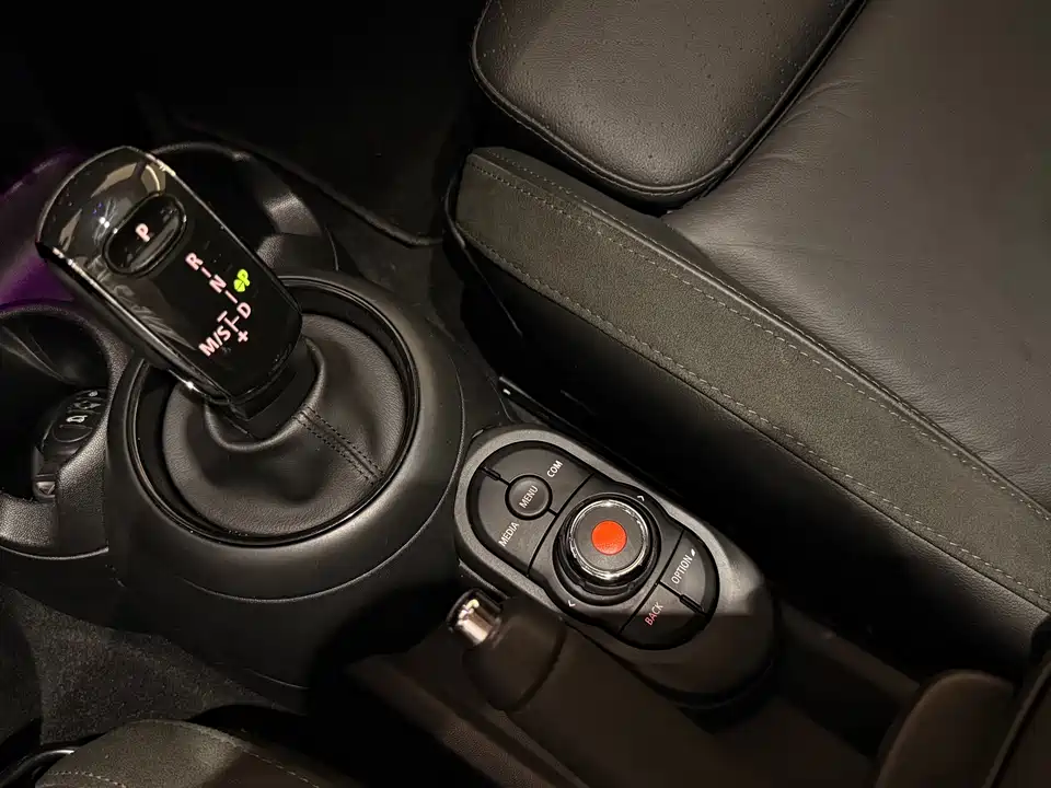 MINI MINI