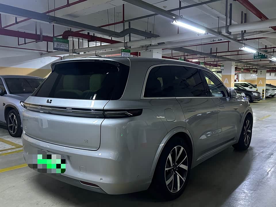 Li Auto Ideal L8