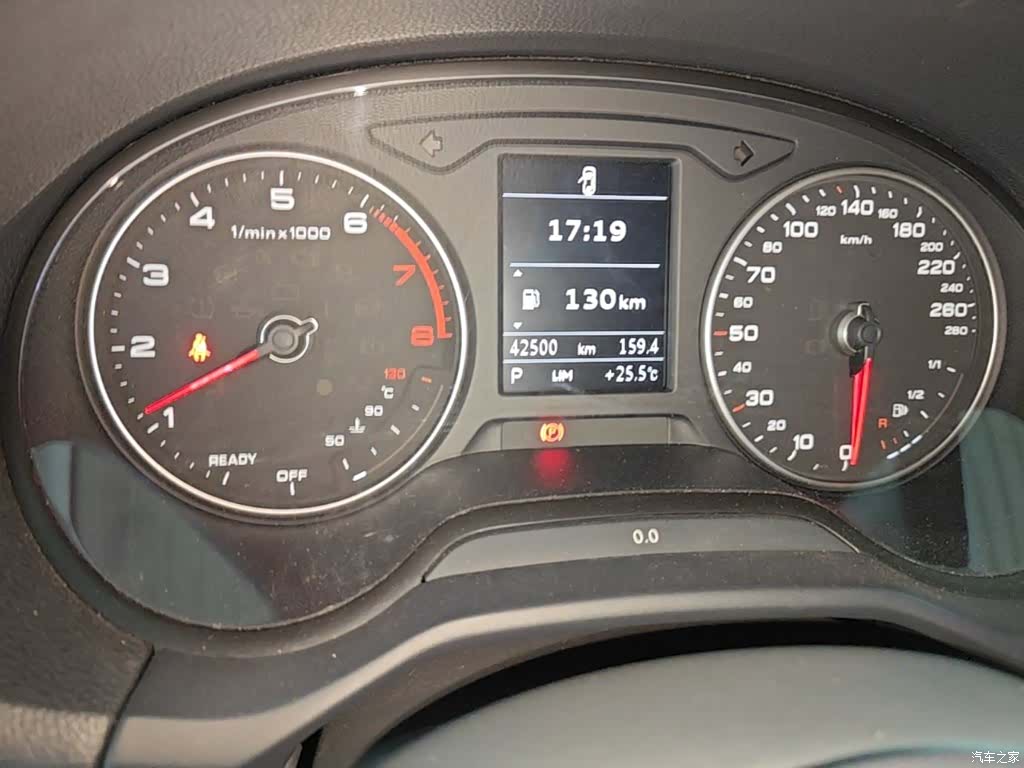 Audi Q2L, 2020 8