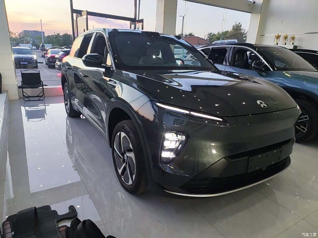 NIO ES8, 2023 4