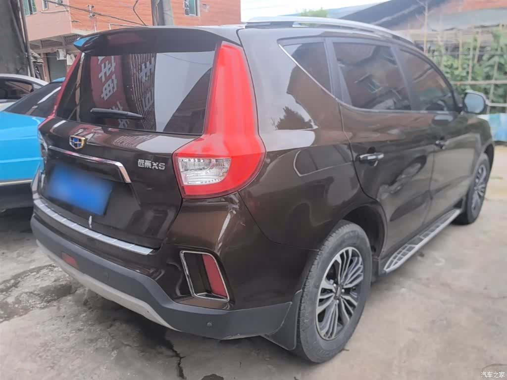 Geely X6, 2017 7