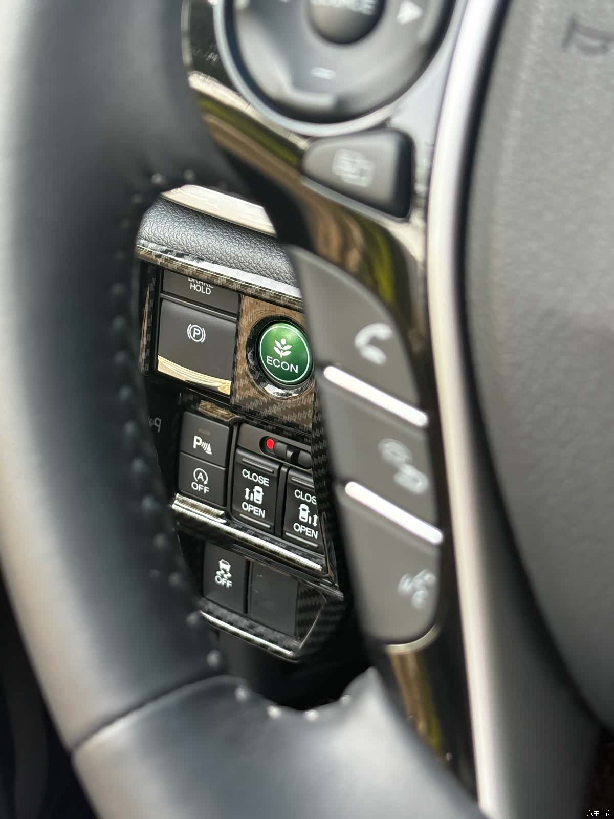 Honda Elysion, 2018 18