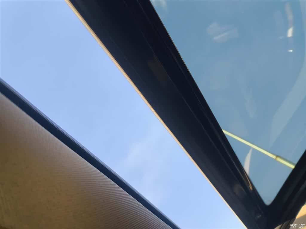 Mercedes-Benz E-Class, 2019 14